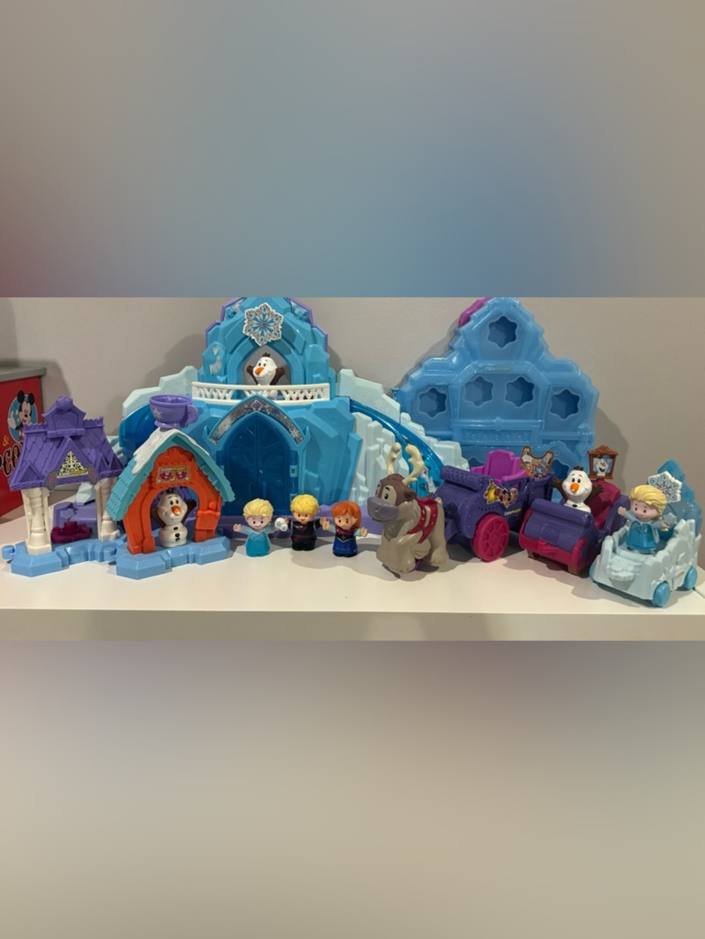 Blue Frozen-Themed Ice Castle Playset with Figures and Carriage